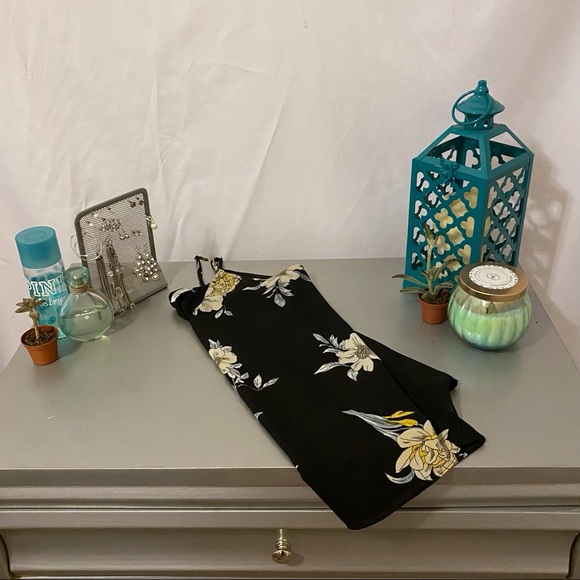 Floral Tank Blouse - Picture 1 of 2